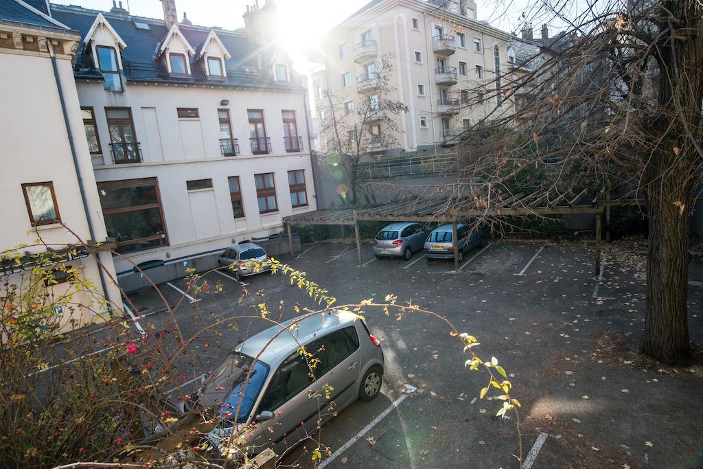 Privilodges Chateau Perrin Grenoble Dış mekan fotoğraf