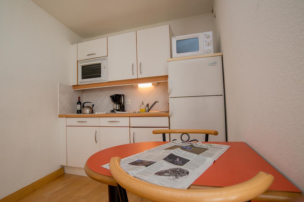 Privilodges Chateau Perrin Grenoble Dış mekan fotoğraf